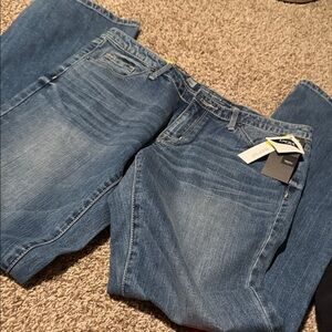 Mossimo Modern Fit Mid-Rise Boot Cut indigo dye blue jeans (8 long - 36”) NWT